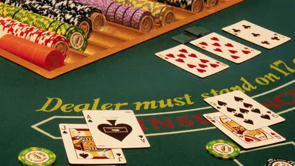 Ưu điểm và nhược điểm của các ứng dụng cấp độ 11Bet - 11Bet